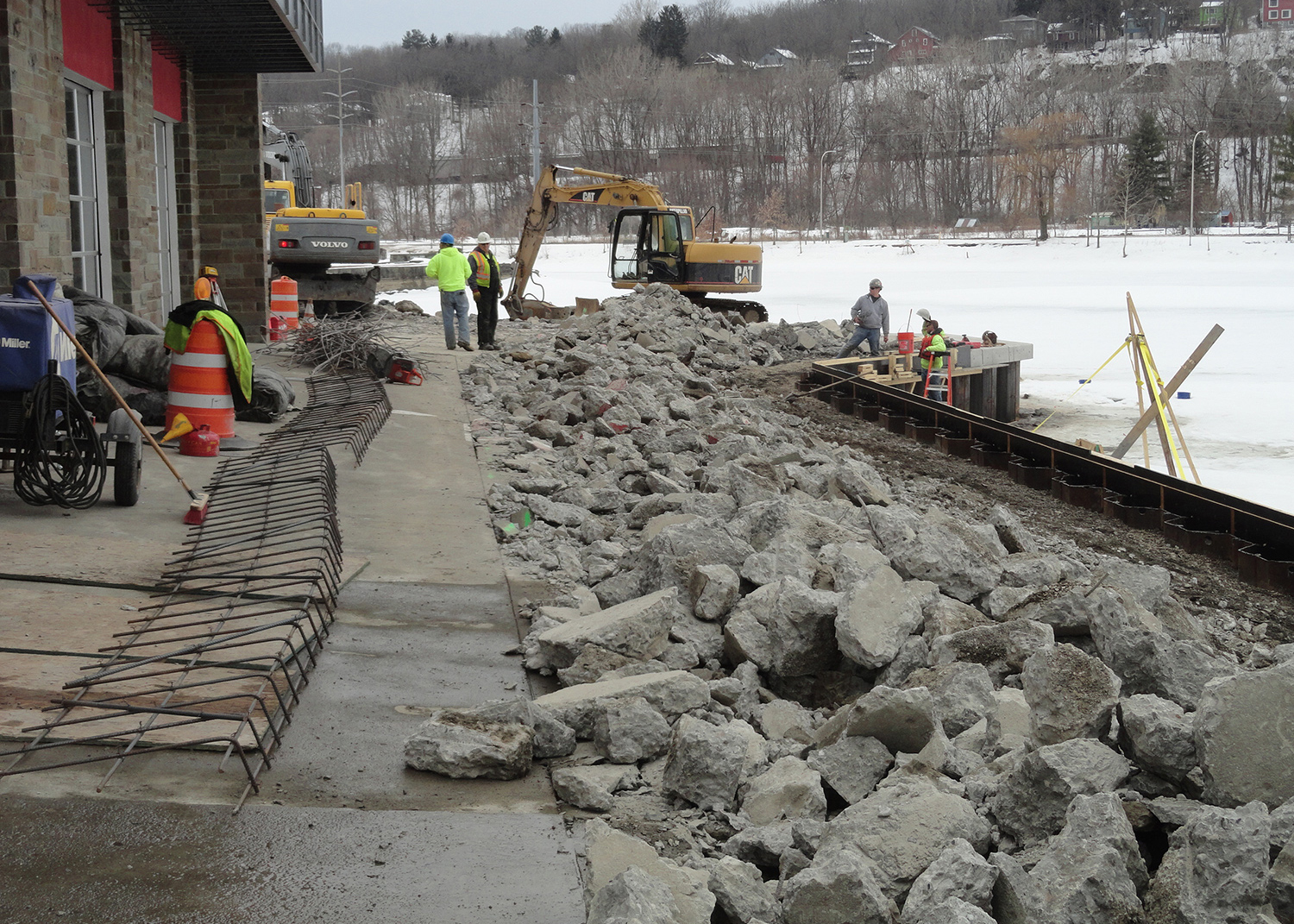 Cornell Collyer Rowing Center Seawall Replacement 5
